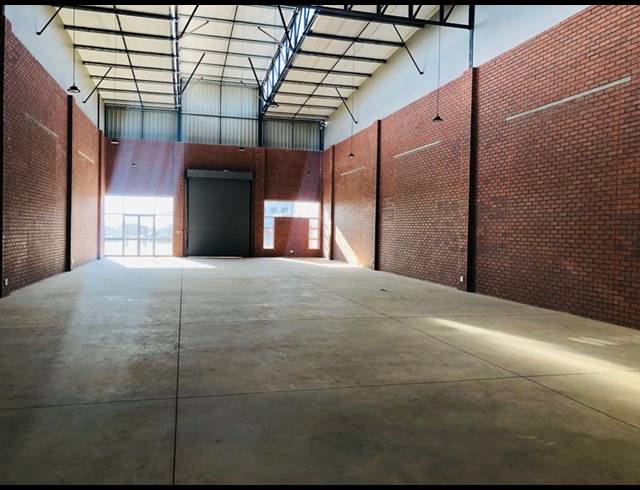 INDUSTRIAL PROPERTY TO RENT IN MAGNA VIA INDUSTRIAL